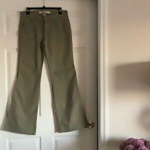 Gap stretch pants in military green/ kakhi